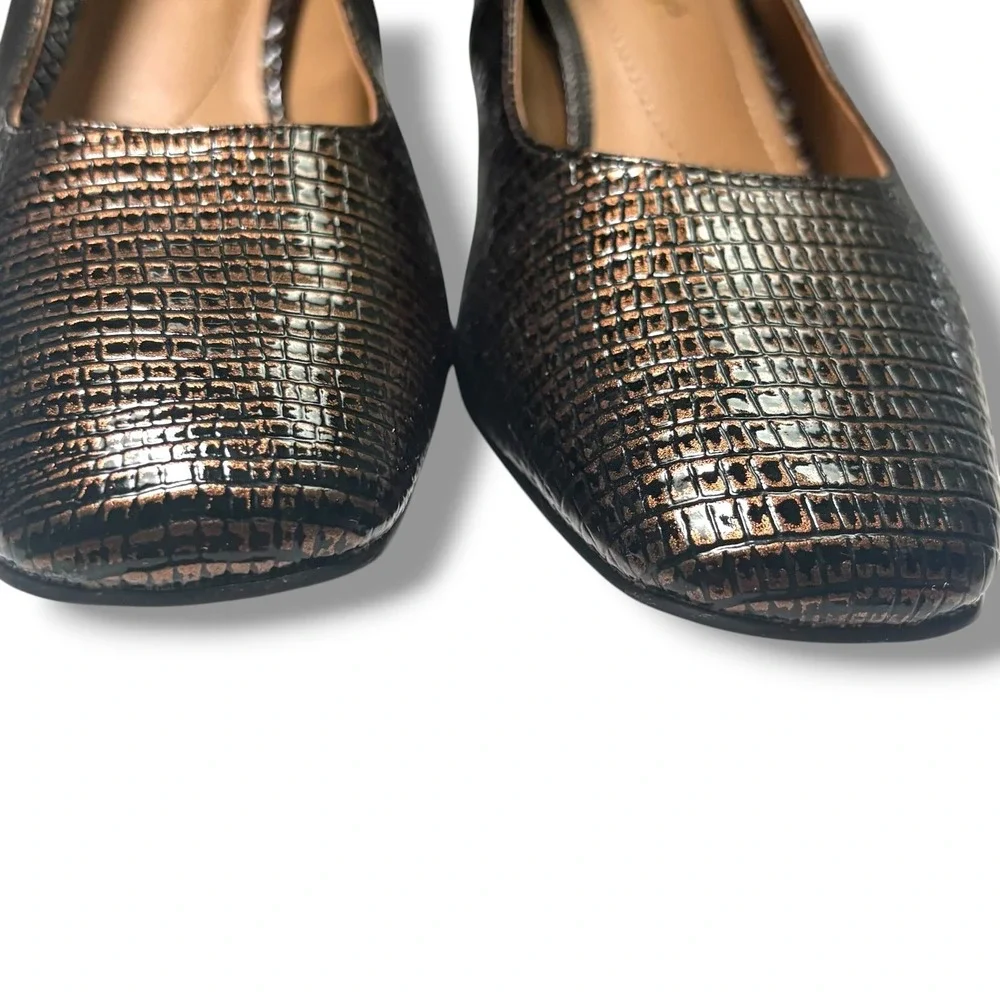 J. Renee Bronze Metallic Lizard Embossed Square Toe Block Heel Pumps